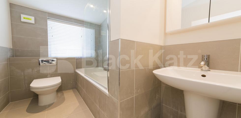 			1 Bedroom, 1 bath, 1 reception Apartment			 Dove Road, CANONBURY-ISLINGTON